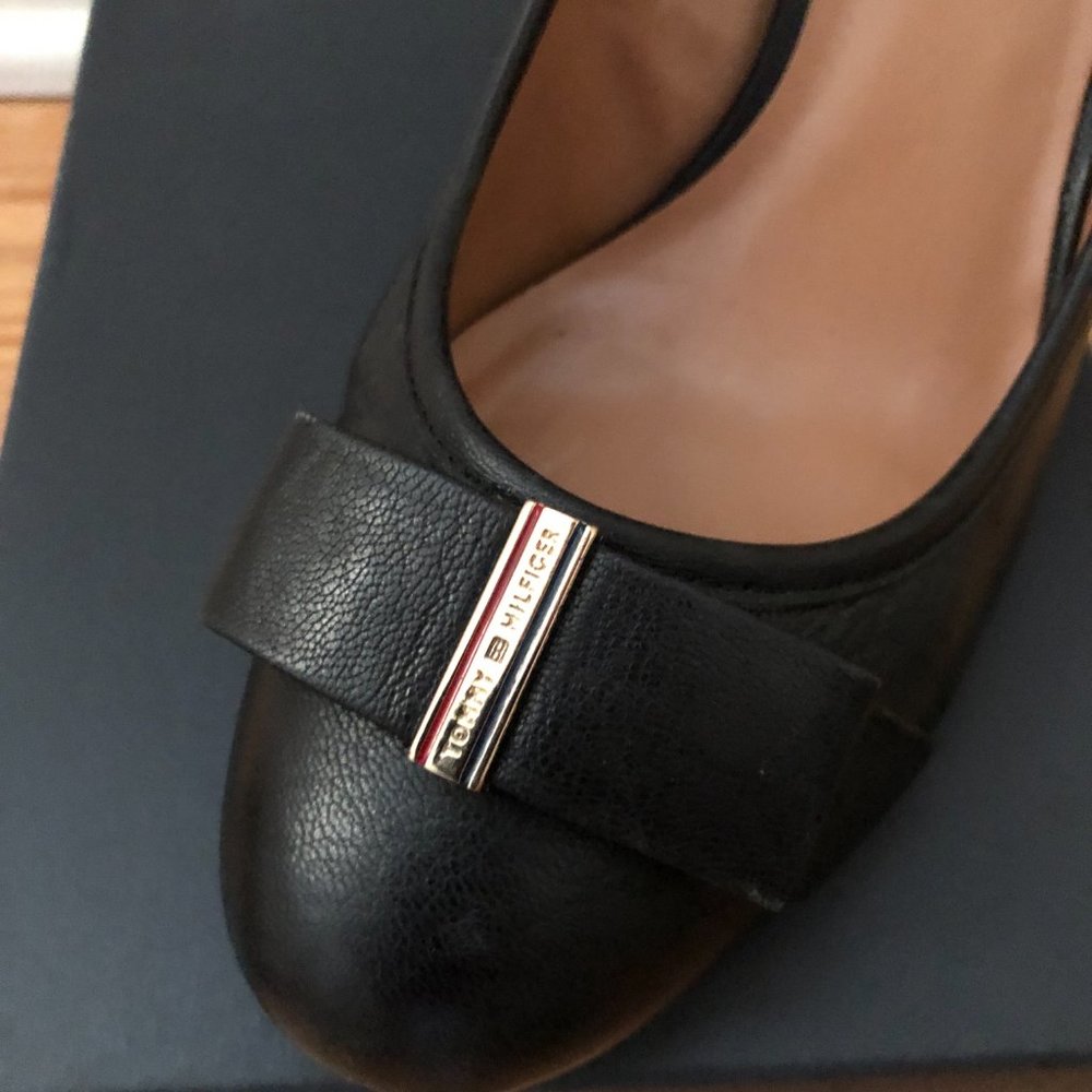 Tommy Hilfiger twKendley2 Black Leather Pump Shoes 10 M